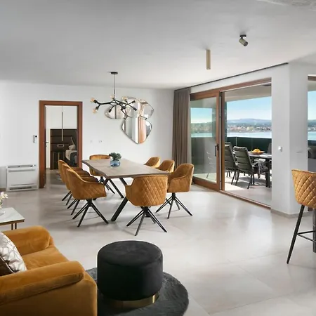 Apartament In With Sea View, Terrace, Air Conditioning, Wifi 5176-4